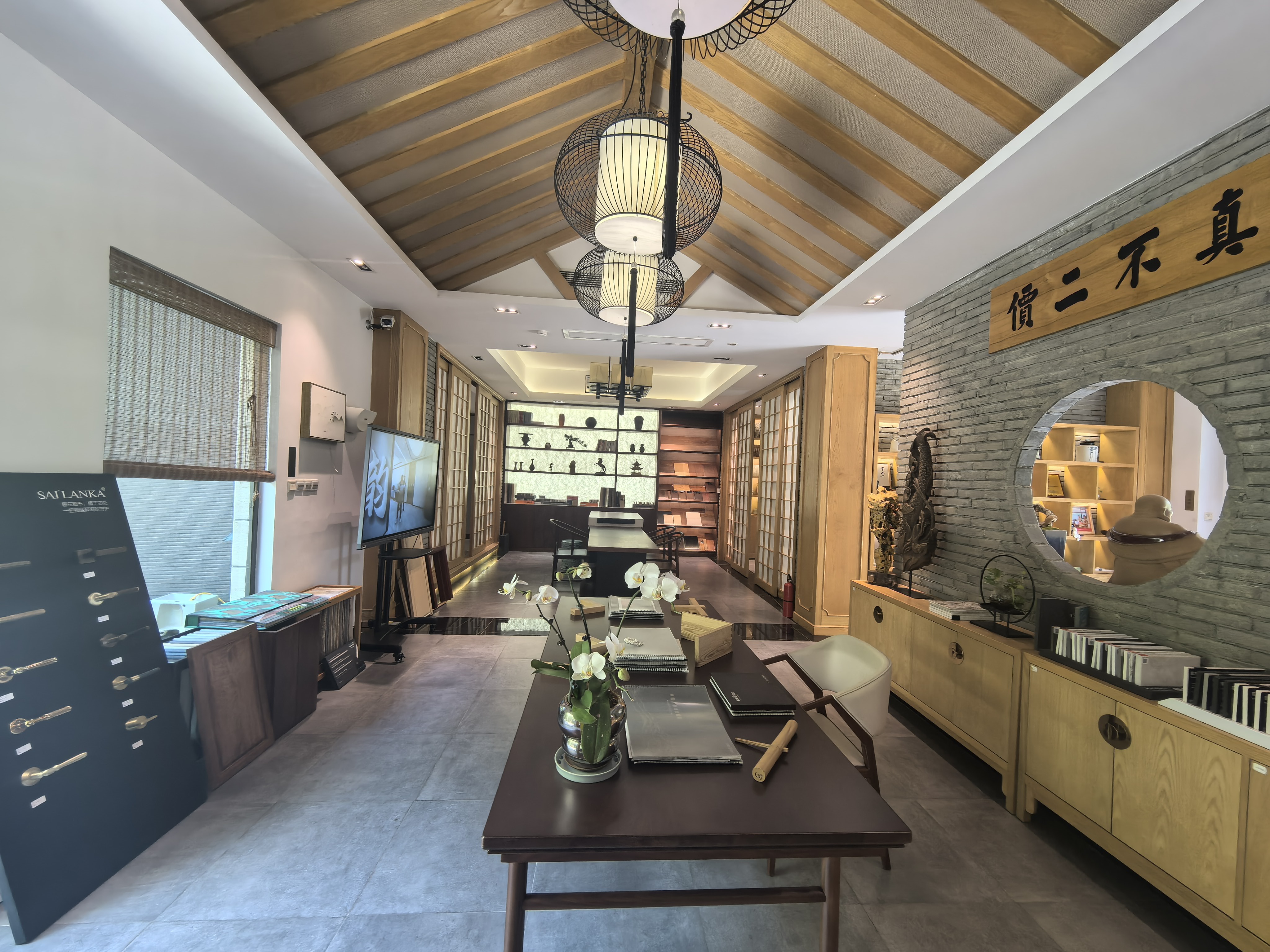 湾区场地.jpg